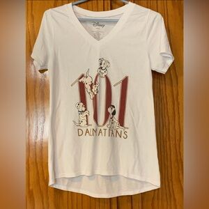 Disney White Short Sleeve Tee  101 Dalmatians shirt size small